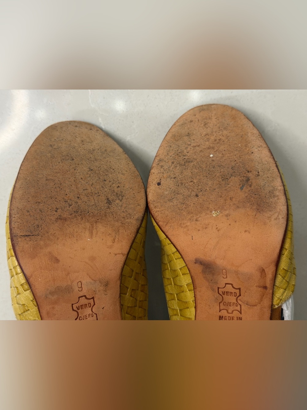 John Fluevog Miracles Marvel Yellow Woven Leather Peep Toe Heels Size 9 - Picture 15 of 15